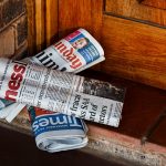 新聞の訃報やお悔やみ欄に故人の情報を載せない方法